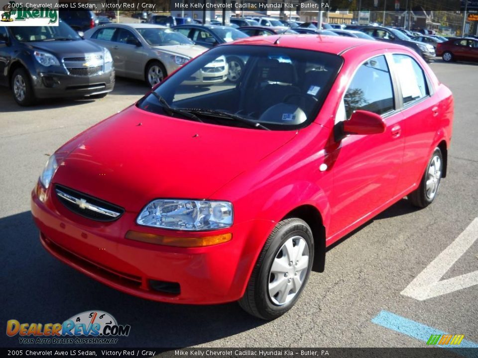2005 Chevrolet Aveo LS Sedan Victory Red / Gray Photo #15