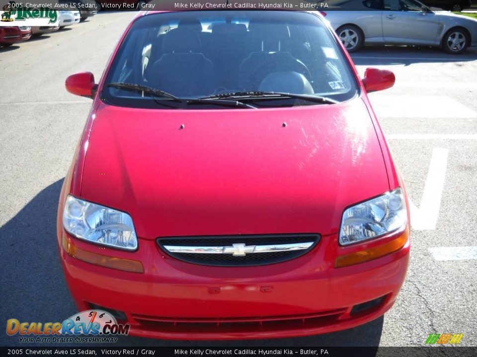 2005 Chevrolet Aveo LS Sedan Victory Red / Gray Photo #16