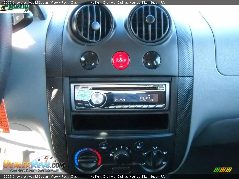 2005 Chevrolet Aveo LS Sedan Victory Red / Gray Photo #17