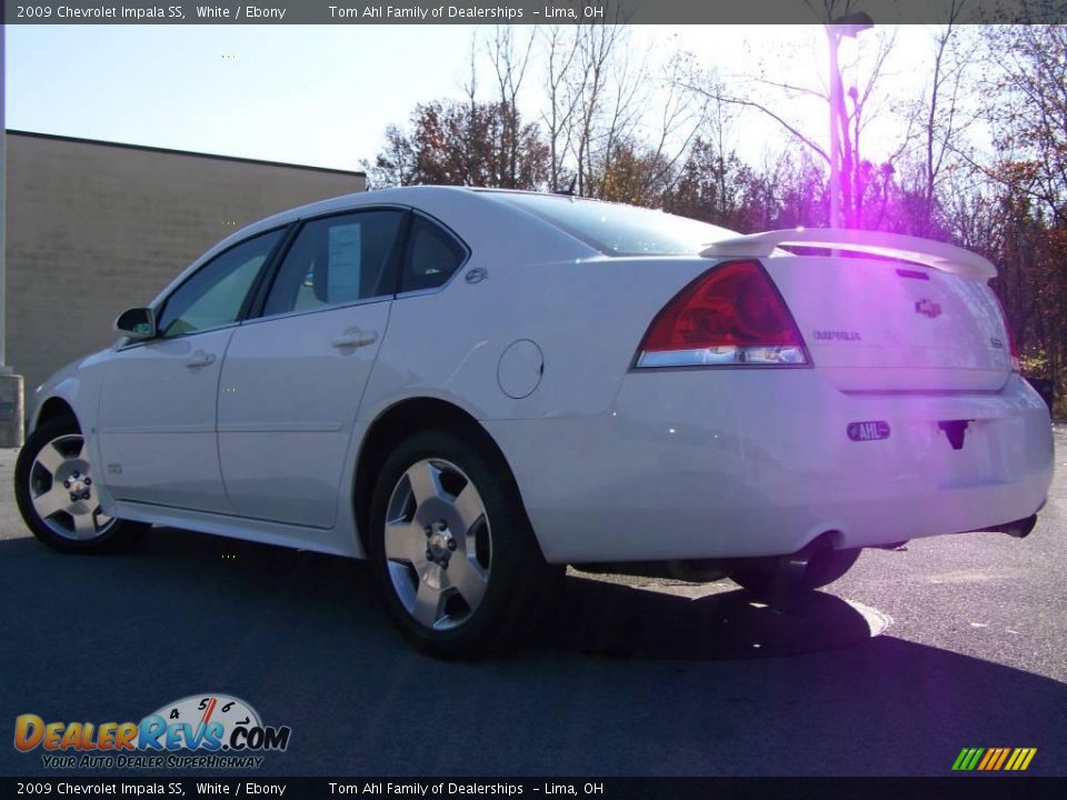 2009 Chevrolet Impala SS White / Ebony Photo #4
