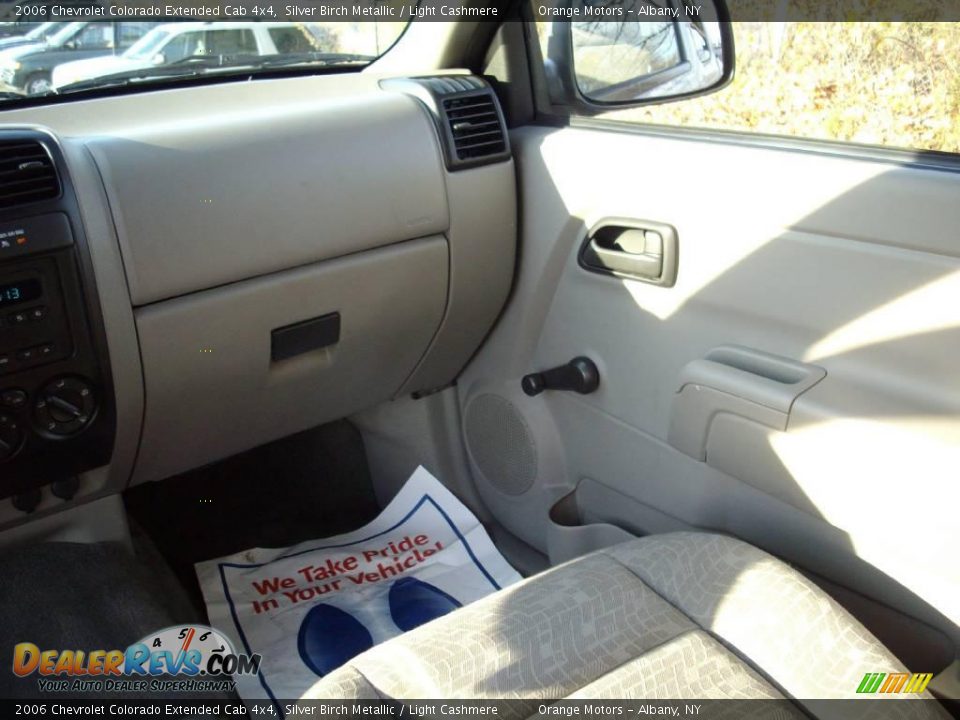 2006 Chevrolet Colorado Extended Cab 4x4 Silver Birch Metallic / Light Cashmere Photo #10