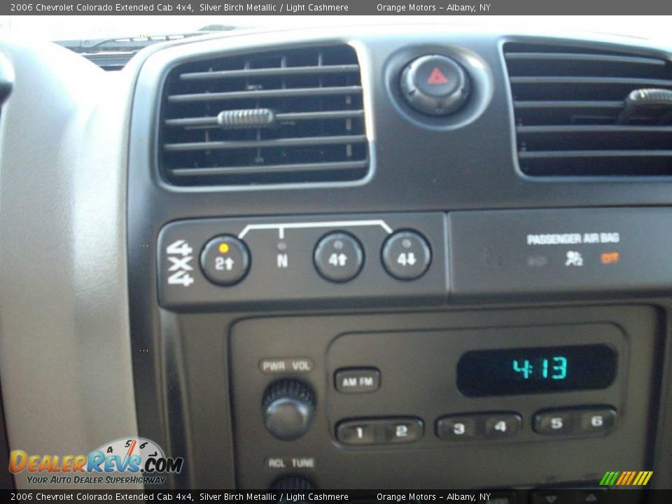 2006 Chevrolet Colorado Extended Cab 4x4 Silver Birch Metallic / Light Cashmere Photo #12