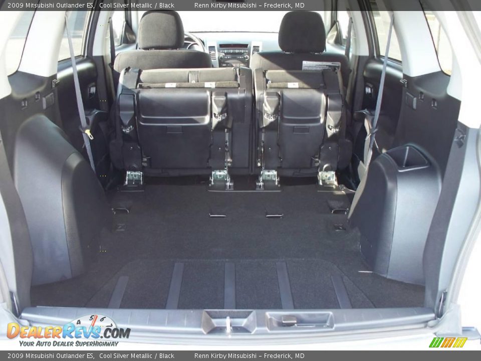 2009 Mitsubishi Outlander ES Cool Silver Metallic / Black Photo #21