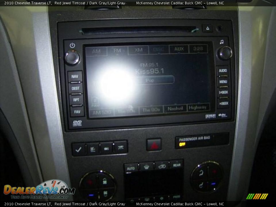 2010 Chevrolet Traverse LT Red Jewel Tintcoat / Dark Gray/Light Gray Photo #23