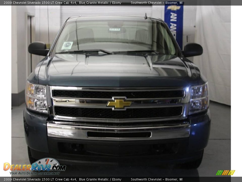 2009 Chevrolet Silverado 1500 LT Crew Cab 4x4 Blue Granite Metallic / Ebony Photo #2