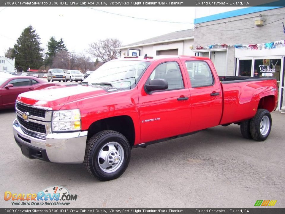 2009 Chevrolet Silverado 3500HD LS Crew Cab 4x4 Dually Victory Red / Light Titanium/Dark Titanium Photo #1