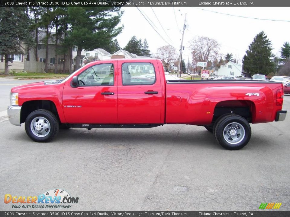 2009 Chevrolet Silverado 3500HD LS Crew Cab 4x4 Dually Victory Red / Light Titanium/Dark Titanium Photo #8