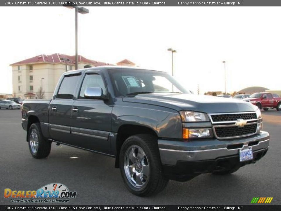 2007 Chevrolet Silverado 1500 Classic LS Crew Cab 4x4 Blue Granite Metallic / Dark Charcoal Photo #3