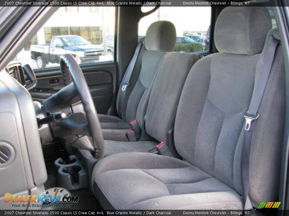 2007 Chevrolet Silverado 1500 Classic LS Crew Cab 4x4 Blue Granite Metallic / Dark Charcoal Photo #9