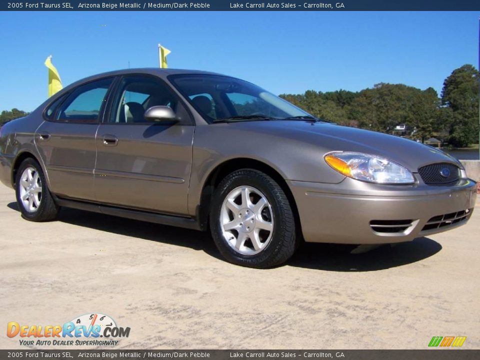 2005 Ford Taurus SEL Arizona Beige Metallic / Medium/Dark Pebble Photo #1