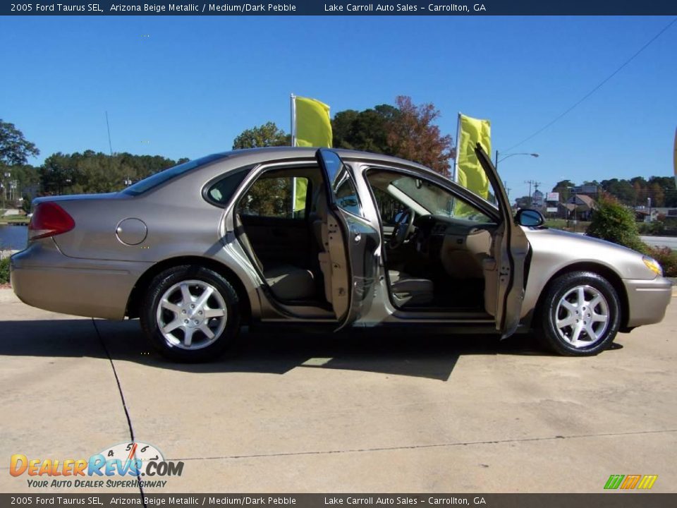 2005 Ford Taurus SEL Arizona Beige Metallic / Medium/Dark Pebble Photo #3