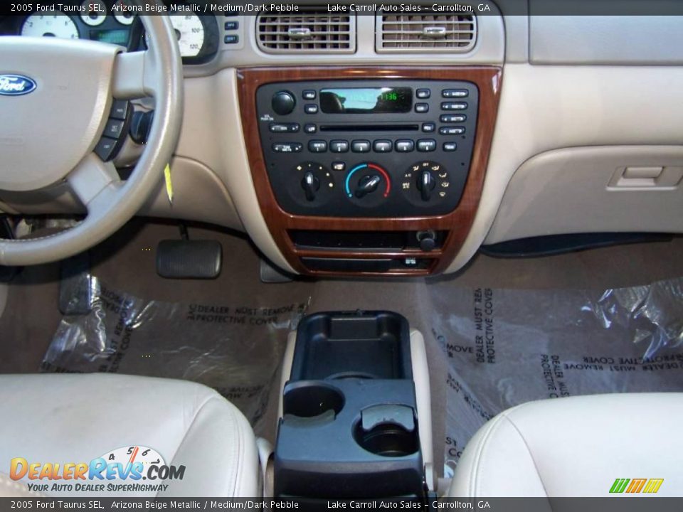 2005 Ford Taurus SEL Arizona Beige Metallic / Medium/Dark Pebble Photo #11