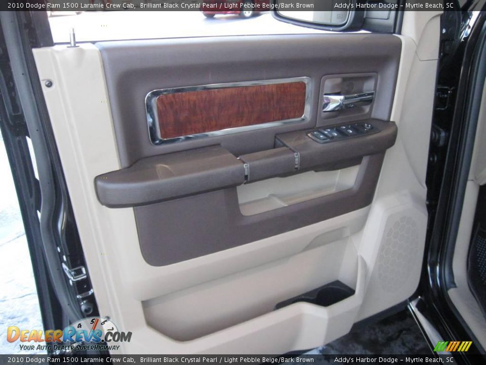 2010 Dodge Ram 1500 Laramie Crew Cab Brilliant Black Crystal Pearl / Light Pebble Beige/Bark Brown Photo #15