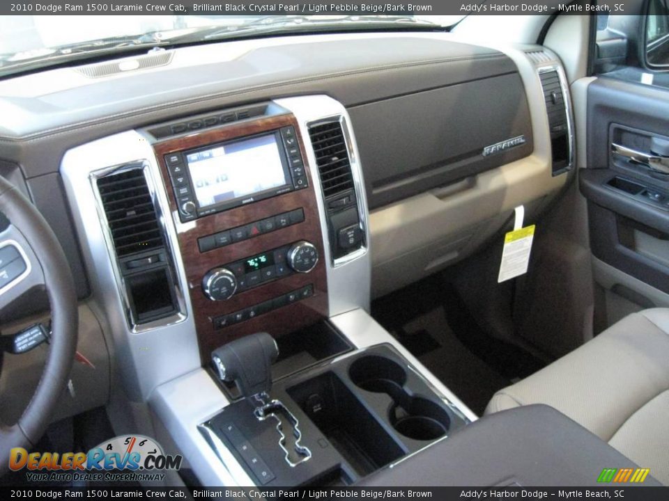 2010 Dodge Ram 1500 Laramie Crew Cab Brilliant Black Crystal Pearl / Light Pebble Beige/Bark Brown Photo #19