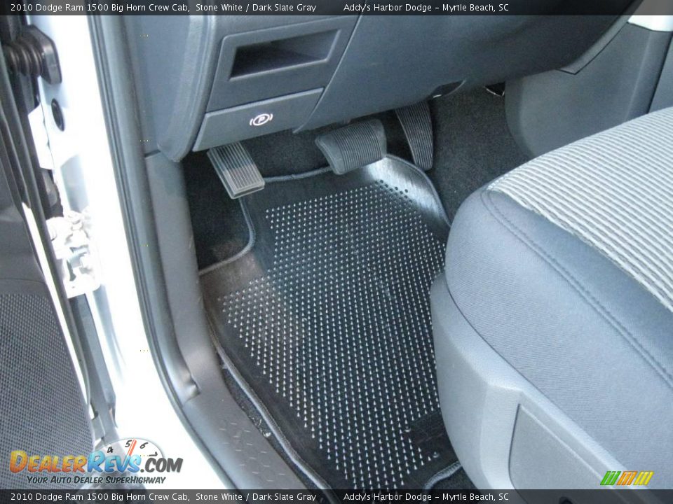 2010 Dodge Ram 1500 Big Horn Crew Cab Stone White / Dark Slate Gray Photo #13