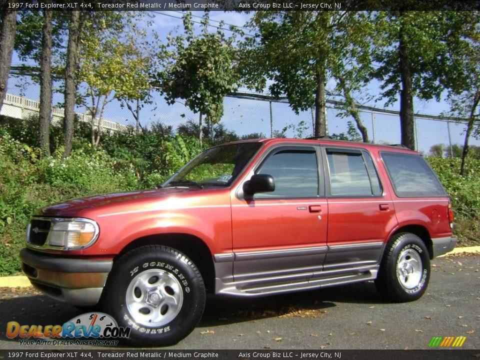 1997 Ford Explorer XLT 4x4 Toreador Red Metallic / Medium Graphite Photo #1