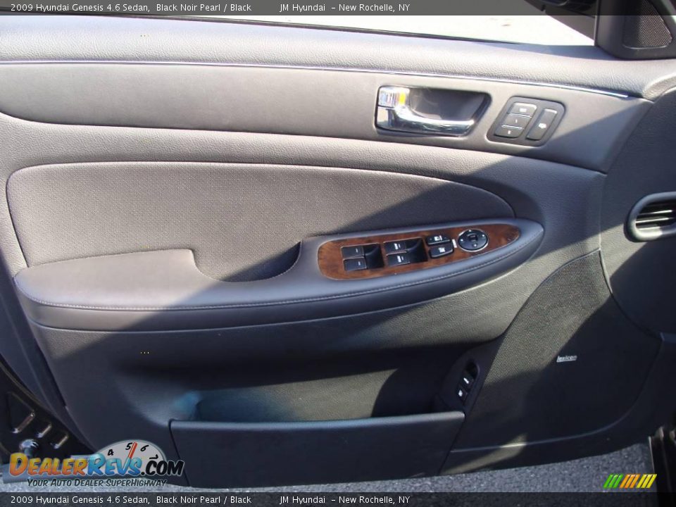 2009 Hyundai Genesis 4.6 Sedan Black Noir Pearl / Black Photo #10