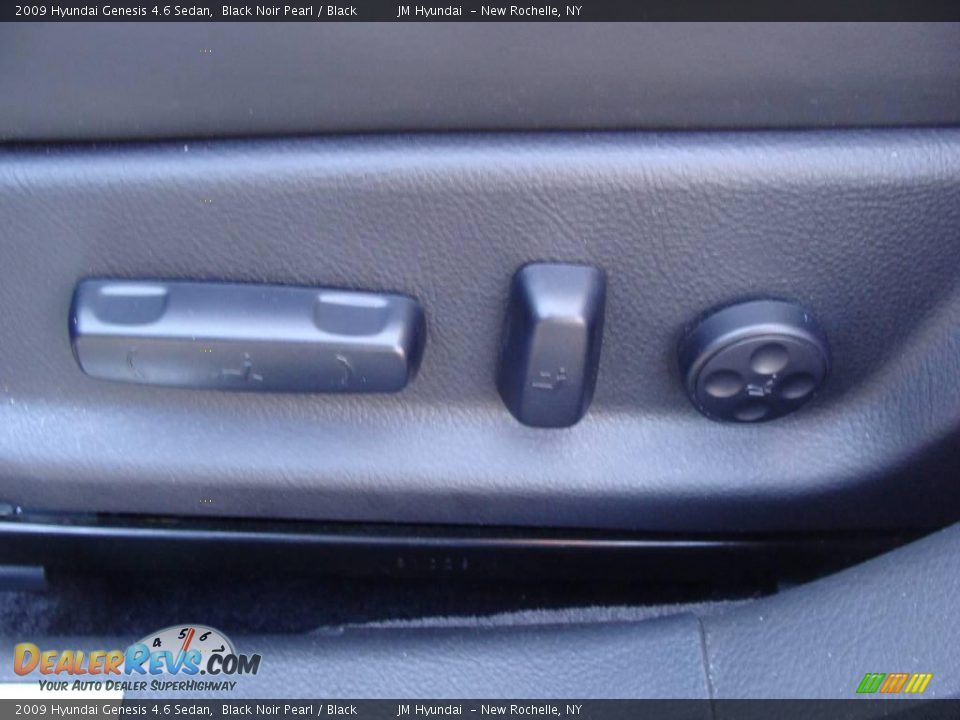 2009 Hyundai Genesis 4.6 Sedan Black Noir Pearl / Black Photo #14