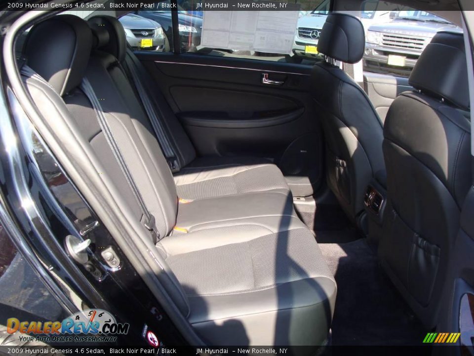 2009 Hyundai Genesis 4.6 Sedan Black Noir Pearl / Black Photo #17