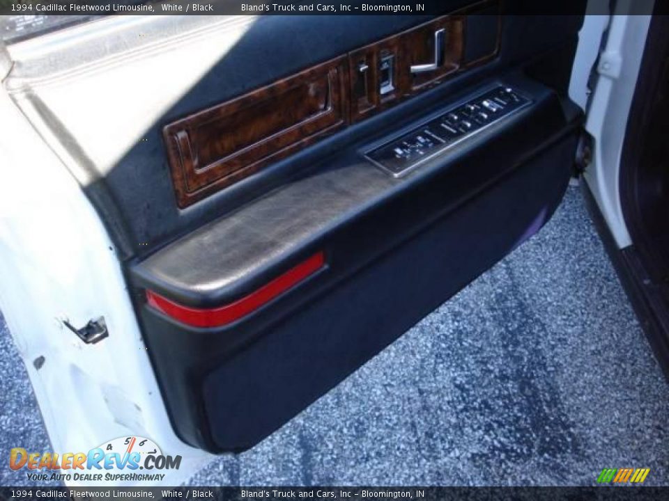 1994 Cadillac Fleetwood Limousine White / Black Photo #35