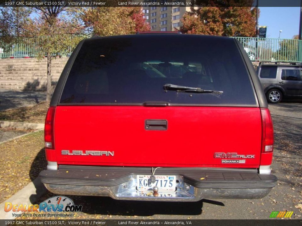 1997 GMC Suburban C1500 SLT Victory Red / Pewter Photo #2