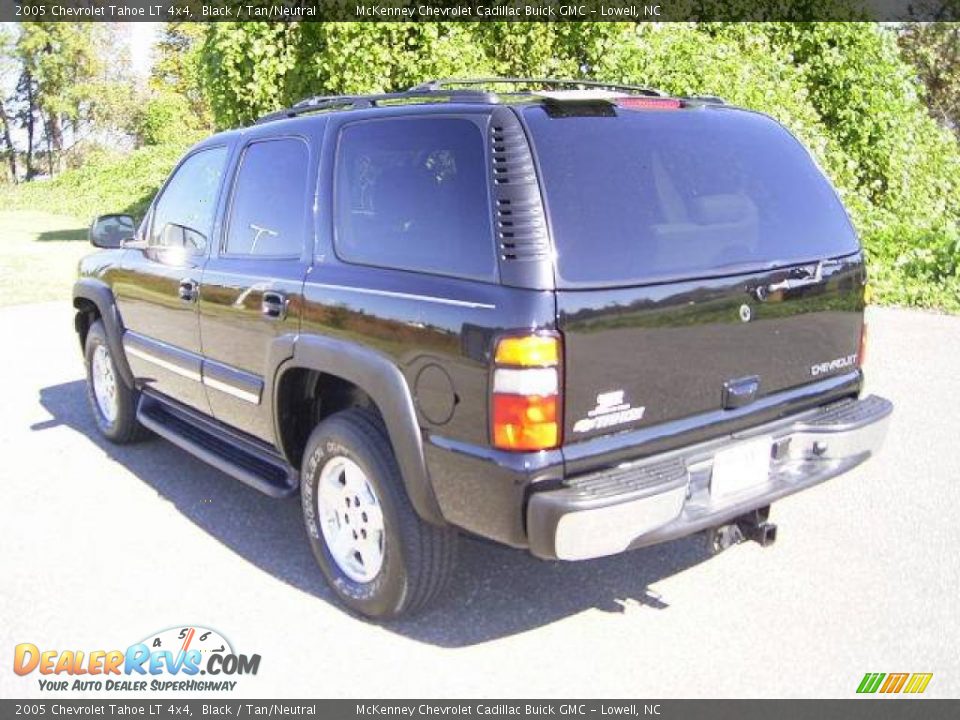 2005 Chevrolet Tahoe LT 4x4 Black / Tan/Neutral Photo #2