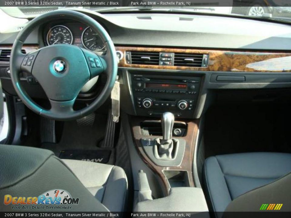 2007 BMW 3 Series 328xi Sedan Titanium Silver Metallic / Black Photo #12