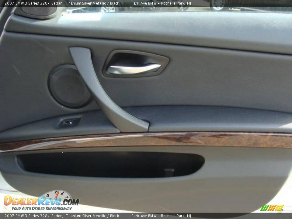 2007 BMW 3 Series 328xi Sedan Titanium Silver Metallic / Black Photo #21