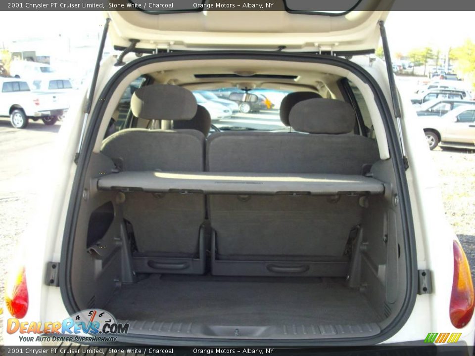 2001 Chrysler PT Cruiser Limited Stone White / Charcoal Photo #6