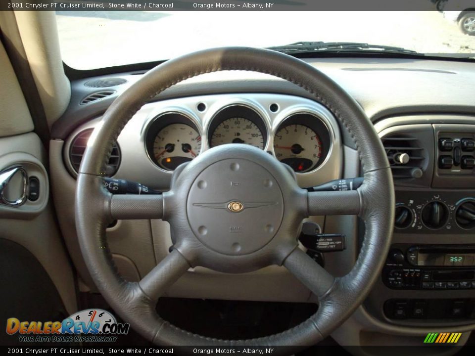 2001 Chrysler PT Cruiser Limited Stone White / Charcoal Photo #10