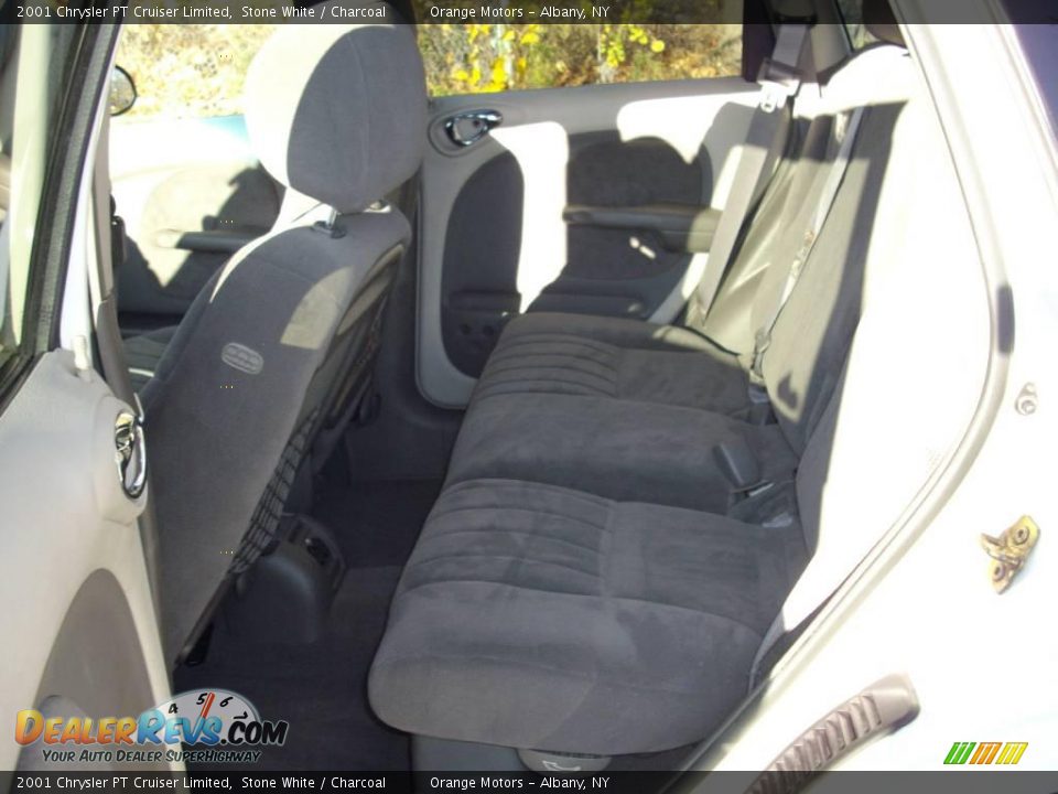 2001 Chrysler PT Cruiser Limited Stone White / Charcoal Photo #15