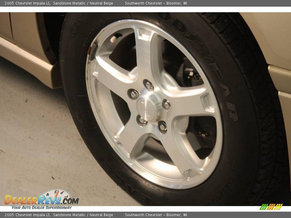 2005 Chevrolet Impala LS Sandstone Metallic / Neutral Beige Photo #10