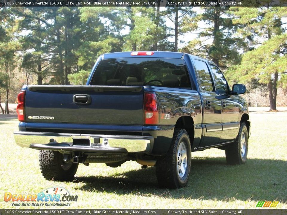 2006 Chevrolet Silverado 1500 LT Crew Cab 4x4 Blue Granite Metallic / Medium Gray Photo #6