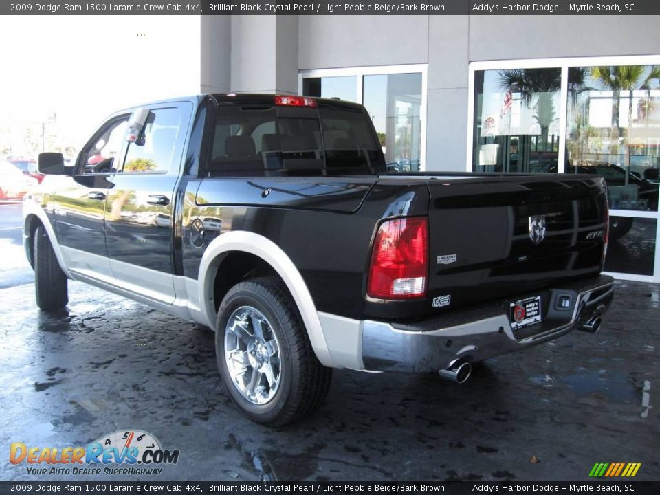 2009 Dodge Ram 1500 Laramie Crew Cab 4x4 Brilliant Black Crystal Pearl / Light Pebble Beige/Bark Brown Photo #8