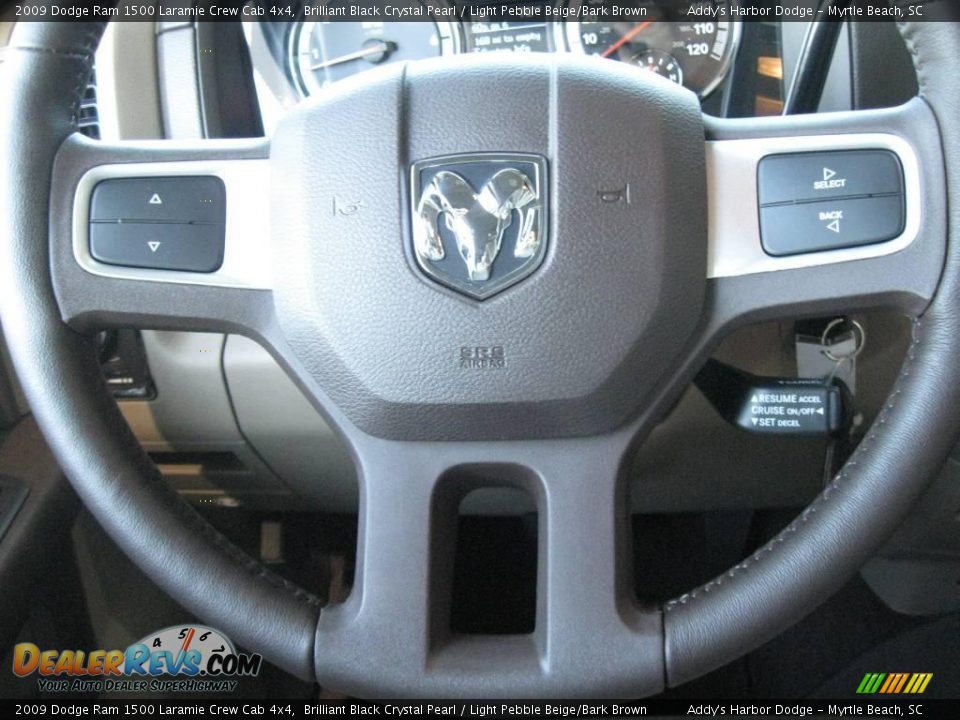 2009 Dodge Ram 1500 Laramie Crew Cab 4x4 Brilliant Black Crystal Pearl / Light Pebble Beige/Bark Brown Photo #20