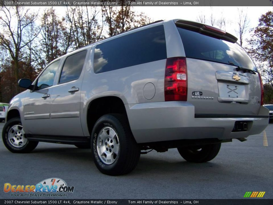 2007 Chevrolet Suburban 1500 LT 4x4 Graystone Metallic / Ebony Photo #4