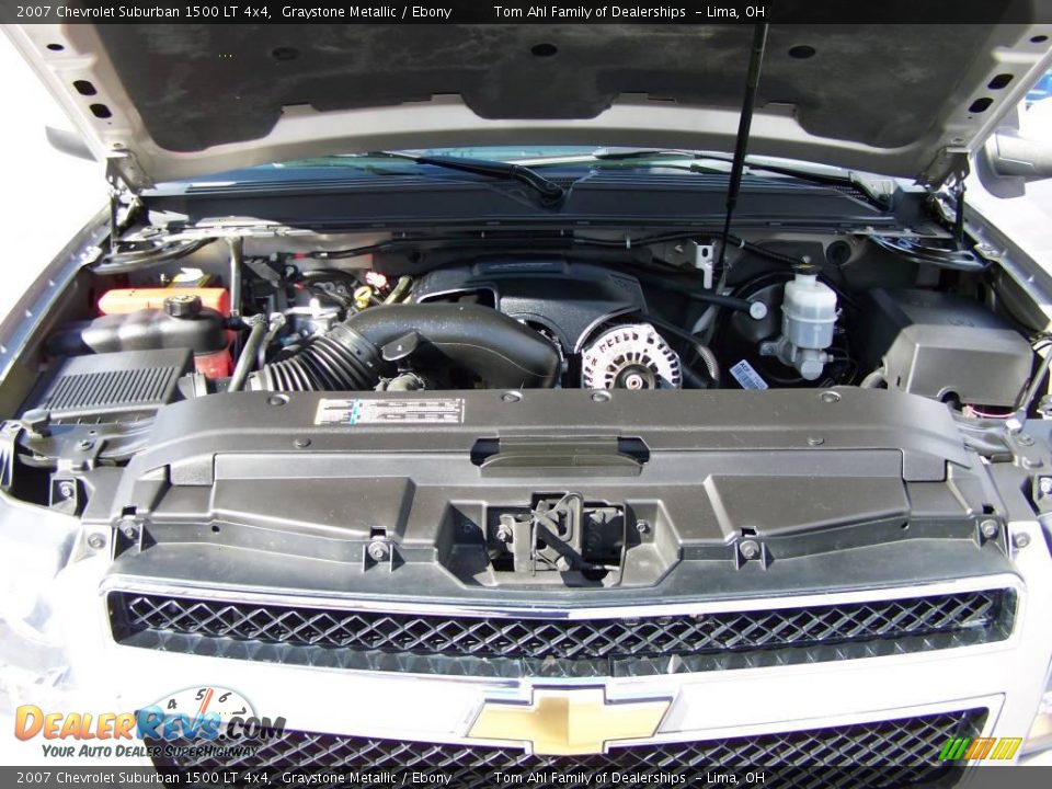 2007 Chevrolet Suburban 1500 LT 4x4 Graystone Metallic / Ebony Photo #16