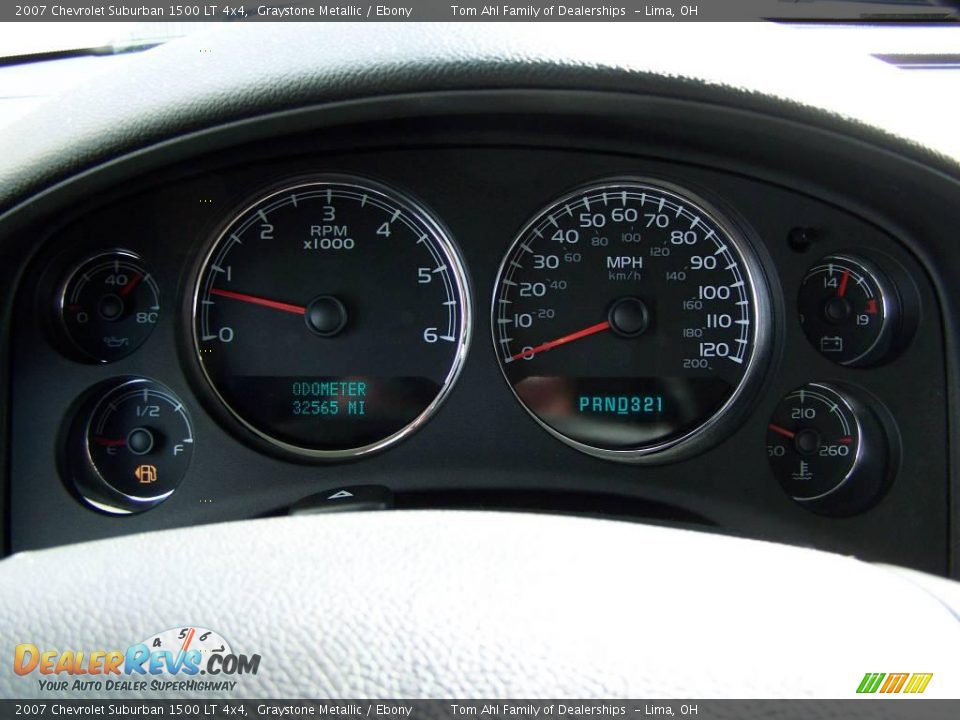 2007 Chevrolet Suburban 1500 LT 4x4 Graystone Metallic / Ebony Photo #17