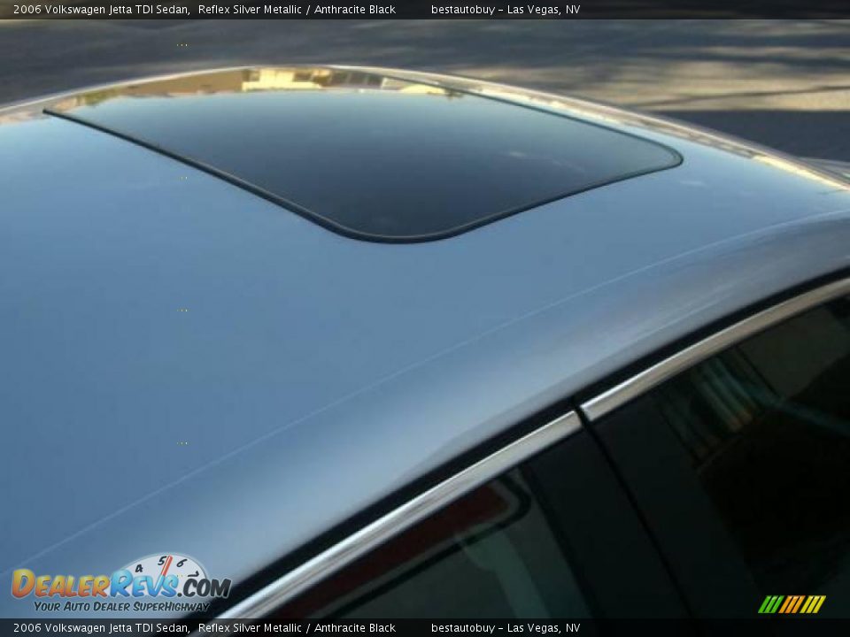 2006 Volkswagen Jetta TDI Sedan Reflex Silver Metallic / Anthracite Black Photo #13