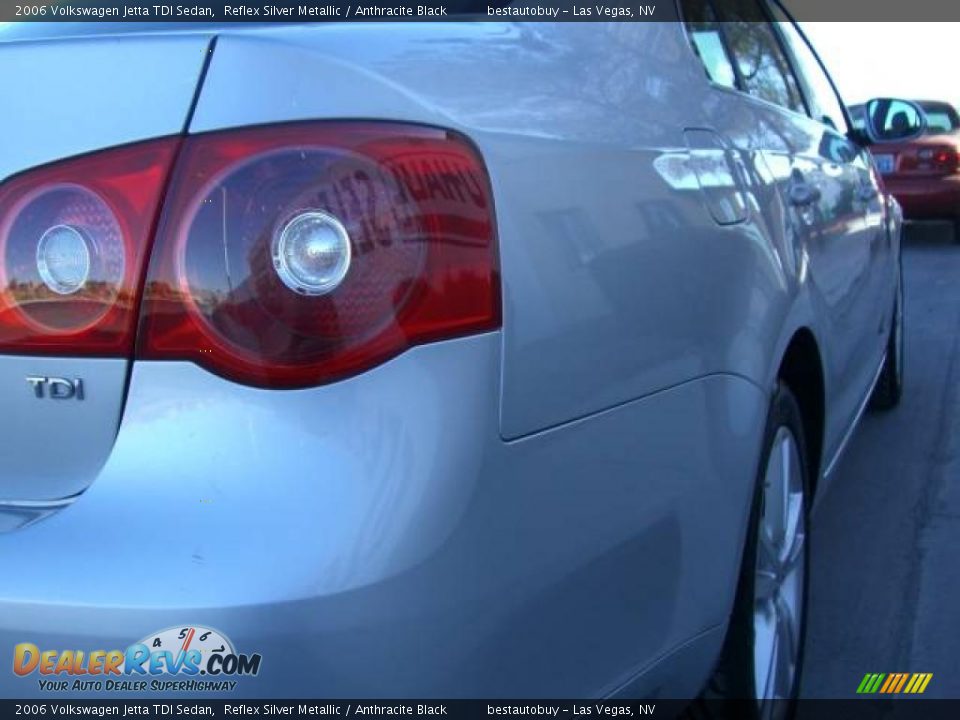 2006 Volkswagen Jetta TDI Sedan Reflex Silver Metallic / Anthracite Black Photo #16