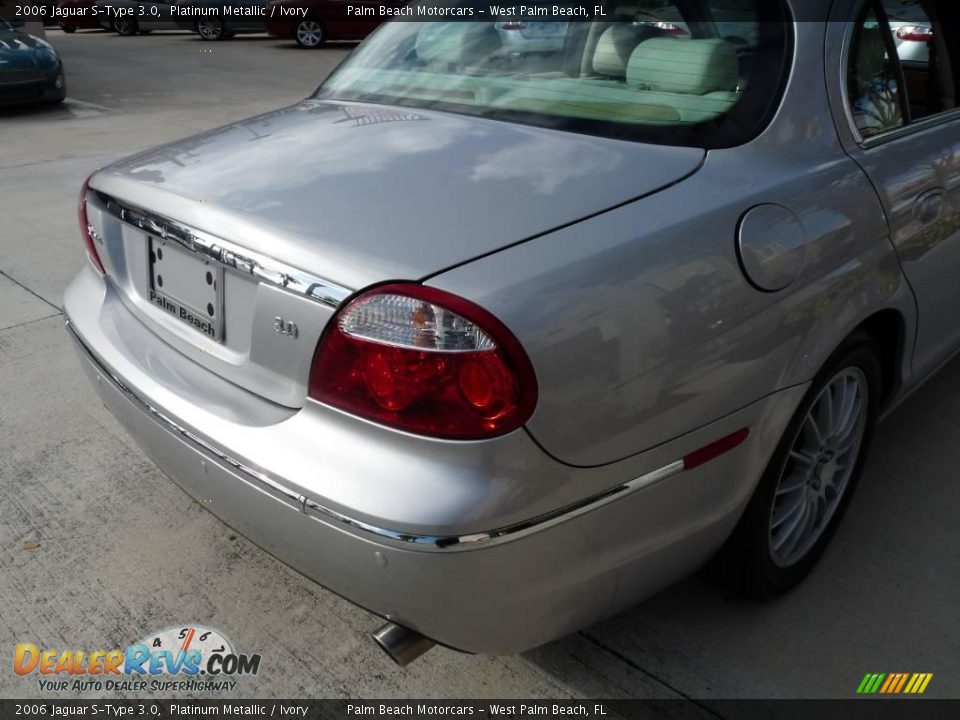 2006 Jaguar S-Type 3.0 Platinum Metallic / Ivory Photo #7