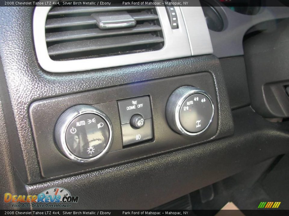 2008 Chevrolet Tahoe LTZ 4x4 Silver Birch Metallic / Ebony Photo #13