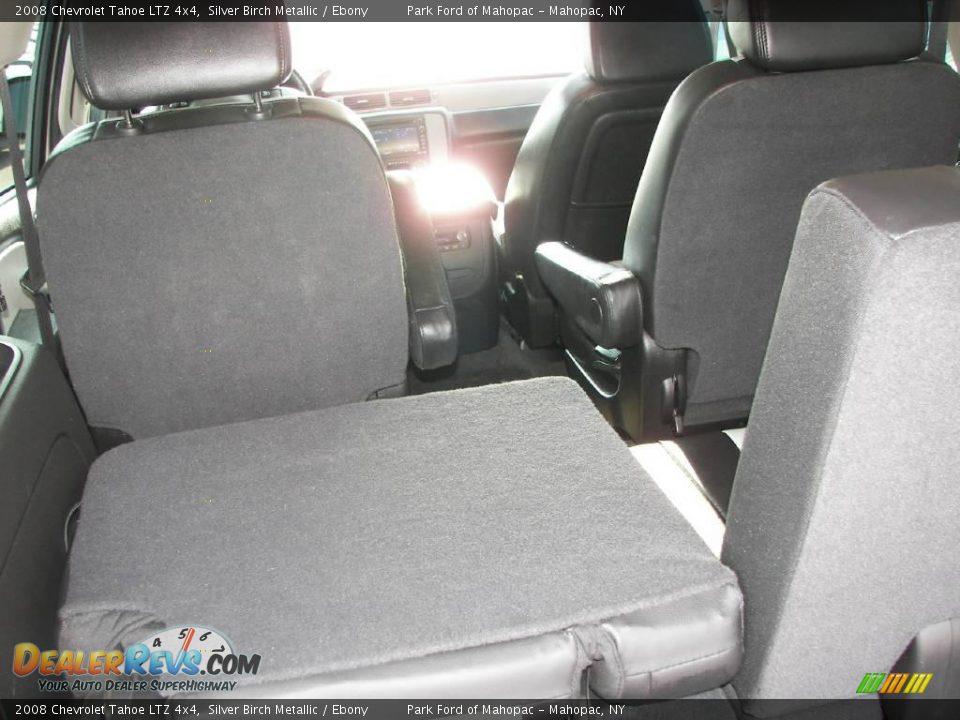 2008 Chevrolet Tahoe LTZ 4x4 Silver Birch Metallic / Ebony Photo #16