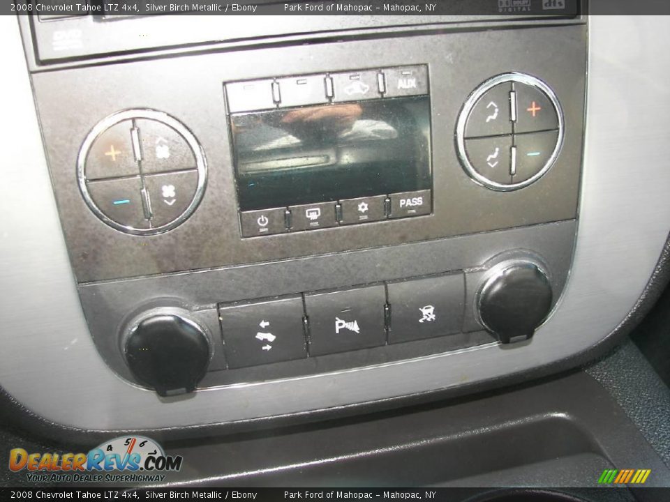 2008 Chevrolet Tahoe LTZ 4x4 Silver Birch Metallic / Ebony Photo #26