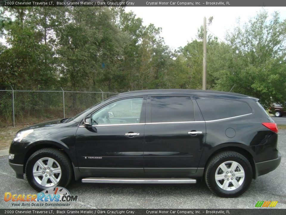 2009 Chevrolet Traverse LT Black Granite Metallic / Dark Gray/Light Gray Photo #2