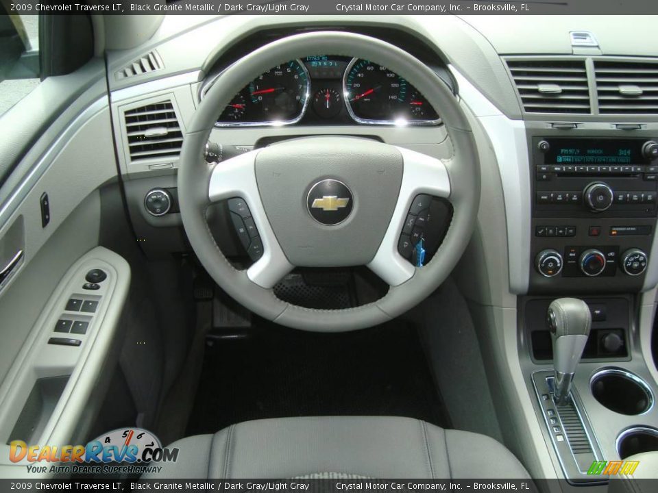 2009 Chevrolet Traverse LT Black Granite Metallic / Dark Gray/Light Gray Photo #6