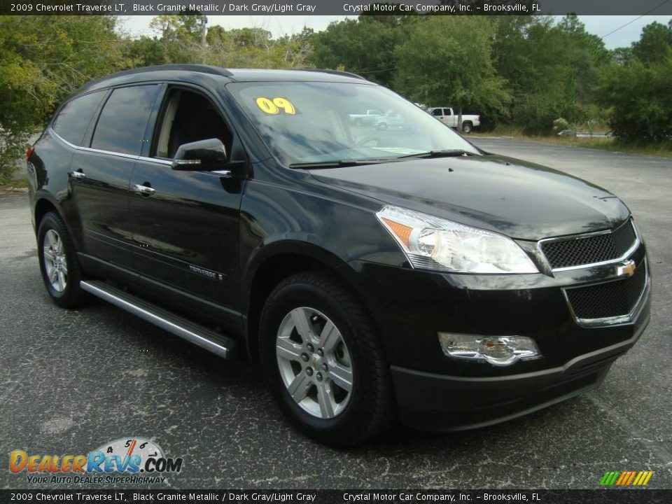 2009 Chevrolet Traverse LT Black Granite Metallic / Dark Gray/Light Gray Photo #11
