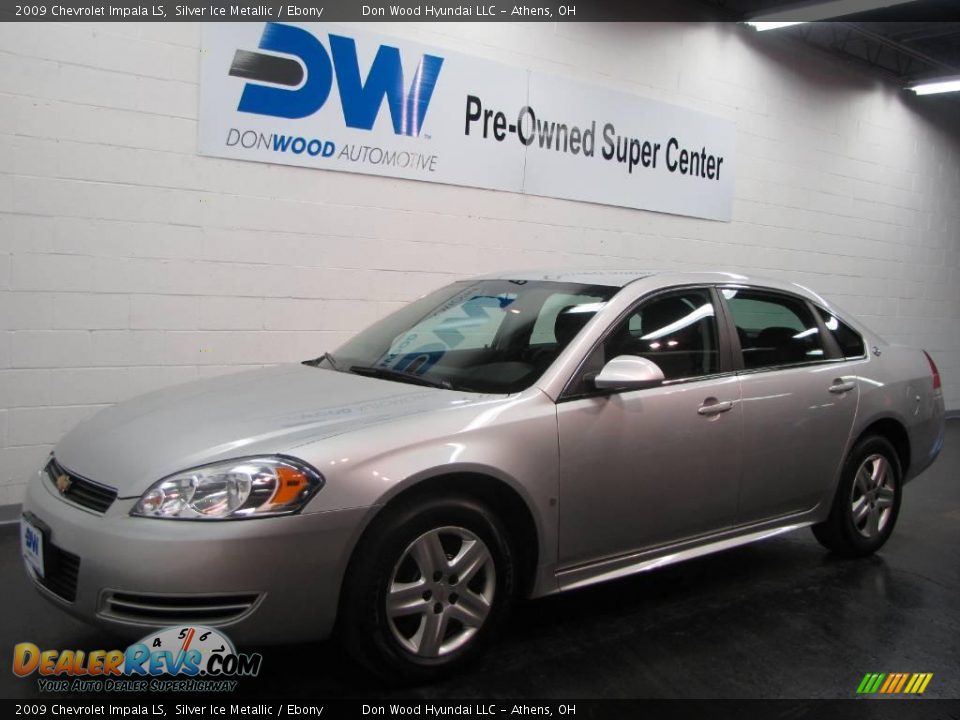 2009 Chevrolet Impala LS Silver Ice Metallic / Ebony Photo #2
