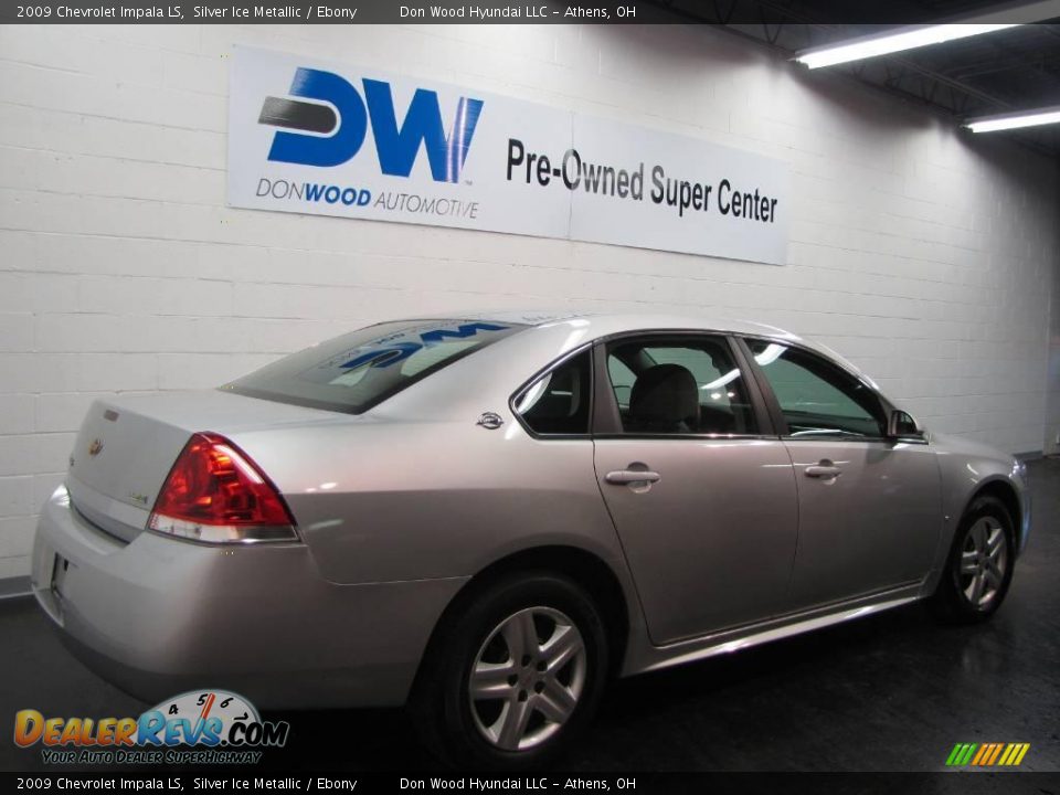 2009 Chevrolet Impala LS Silver Ice Metallic / Ebony Photo #4