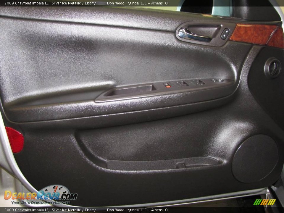 2009 Chevrolet Impala LS Silver Ice Metallic / Ebony Photo #13